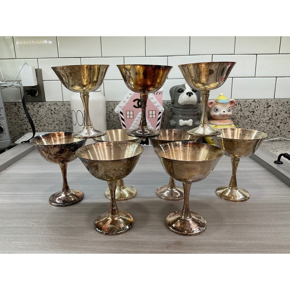NINE VINTAGE SALEM SILVER PLATED CHAMPAGNE GOBLETS